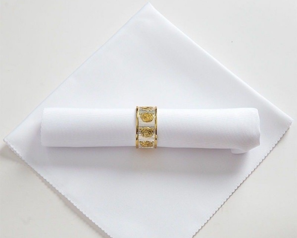 100% Polyester Dinner Napkins White Folded Flower Napkins Hotel Wedding Tablecloth